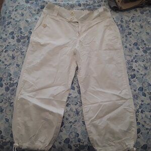Style & Co. petite ladies size 2P white light cotton/spandex capri pants